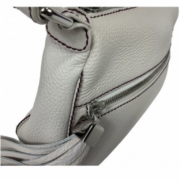 NEW in Box! Authentic vintage Chanel embossed leather bag - Picture 16 of 16